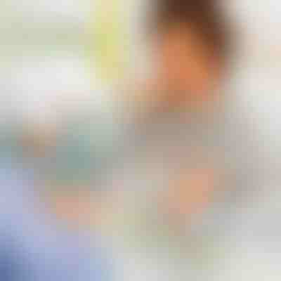 Гра з підбором кольорів бісеру | ГУСЕНИЦІ